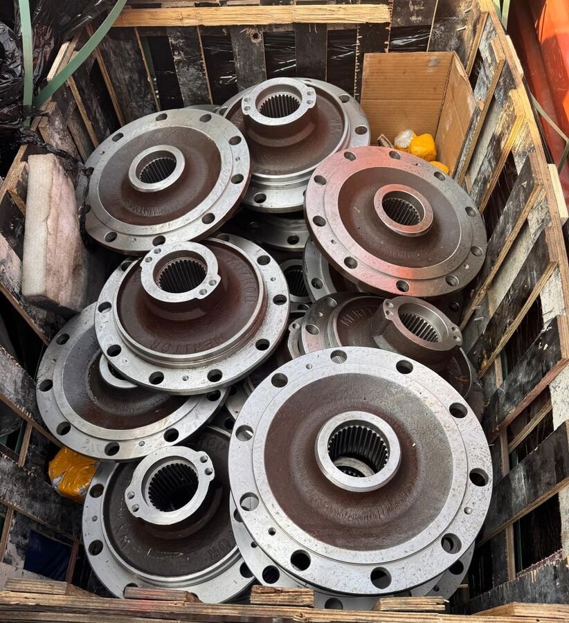 Meritor Wheel Hub Assembly